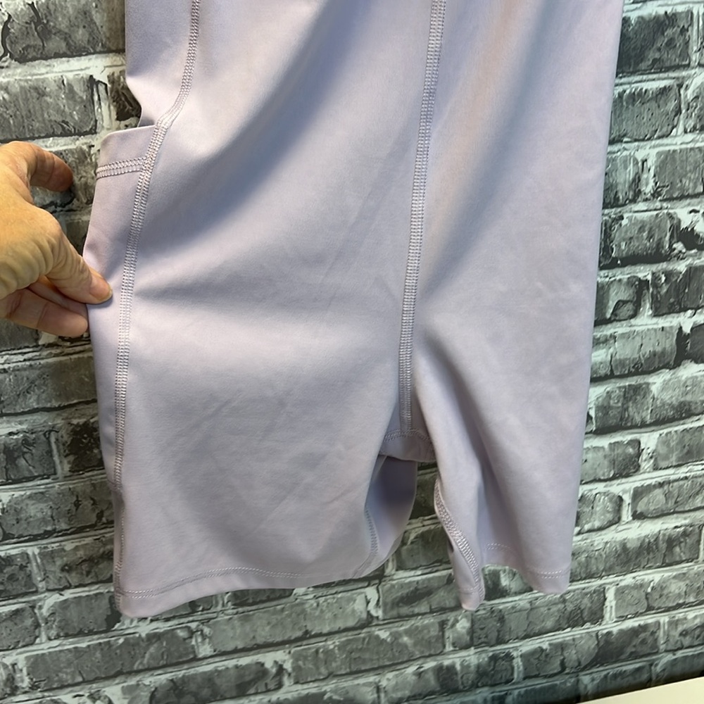 Old Navy romper - Picture 4 of 7